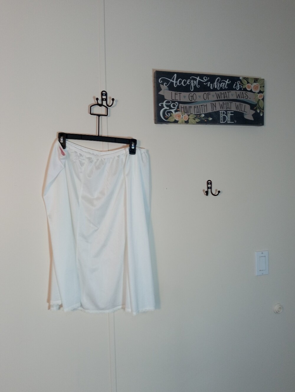 NWOT Comfort Choice 4X White Half Slip